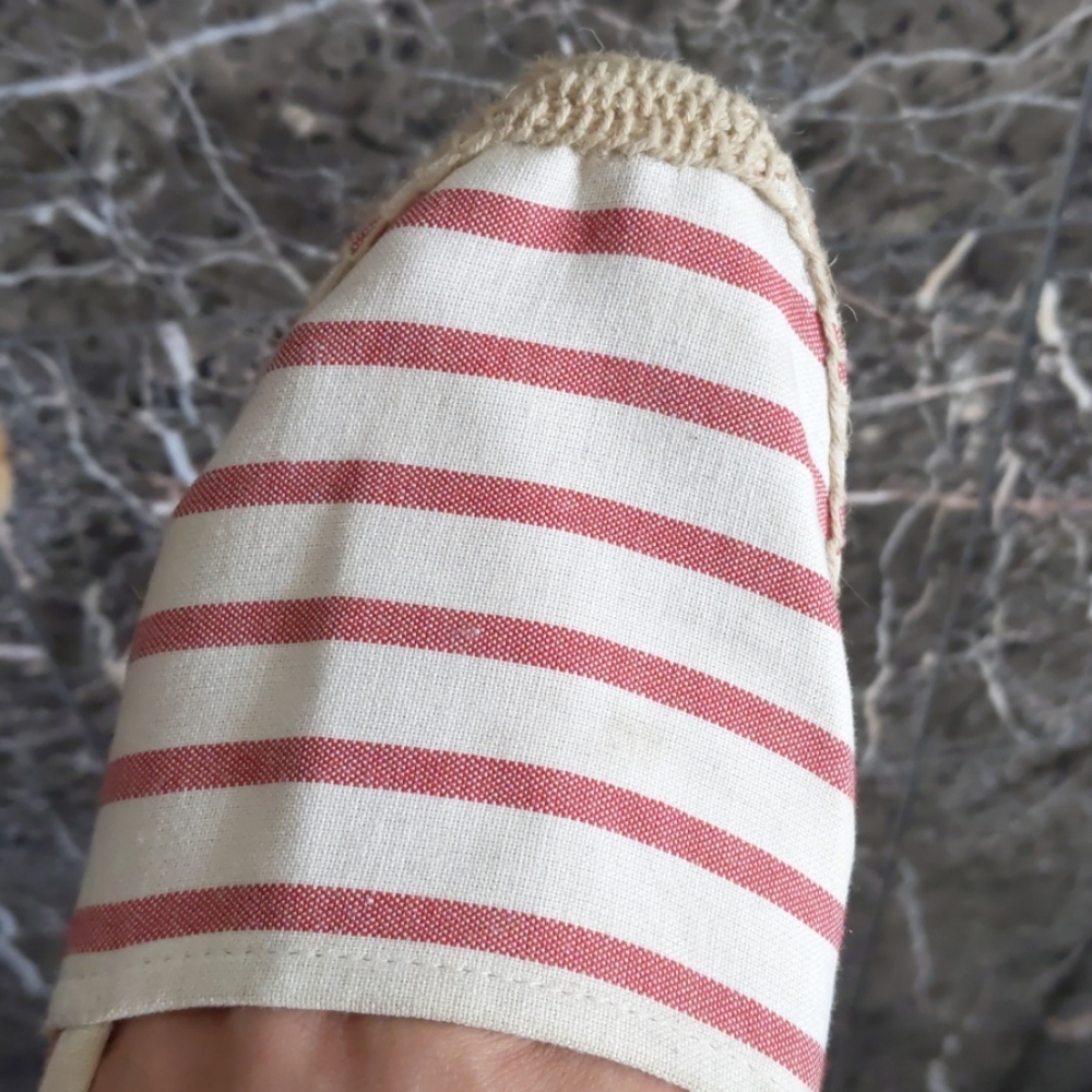 Espadrilles - Picture 7 of 8
